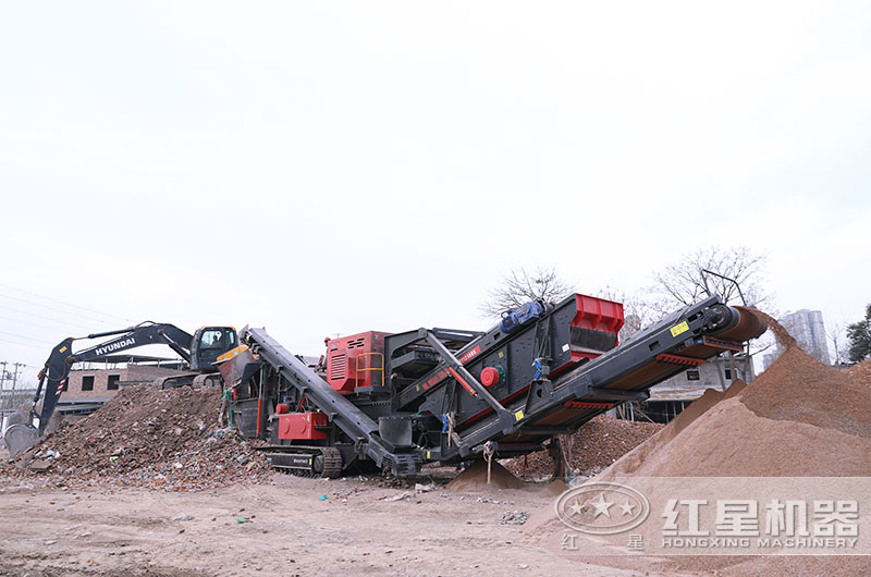 小型磚石建筑垃圾破碎機多少錢一臺？手續(xù)怎么辦？