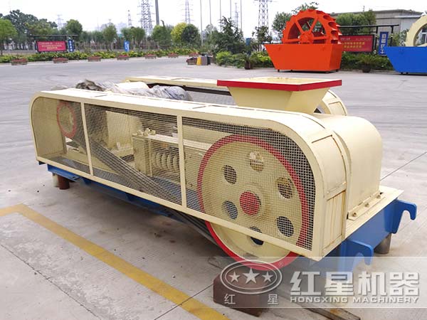 常用雙輥破碎機(jī)型號(hào)有哪些？大概價(jià)格是多少？