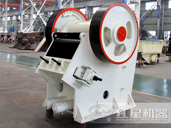 對比傳統(tǒng)鄂破機，新一代歐版鄂式破碎機具有哪些優(yōu)勢？