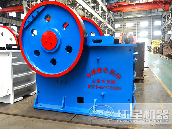 150×250顎式破碎機(jī)小體格擁有大能量， 輔助客戶創(chuàng)高收