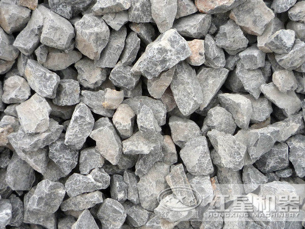 破碎石灰石推薦使用移動(dòng)碎石機(jī)_體積小、效率高、運(yùn)行無噪音