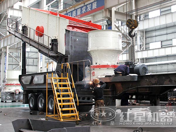 什么樣的碎石機(jī)讓千萬(wàn)客戶如此著迷？移動(dòng)碎石機(jī)廠家為您揭秘