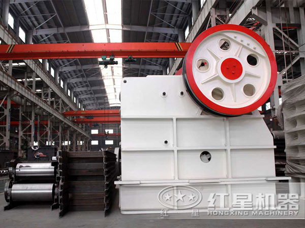 顎式破石機(jī)——石料廠的戰(zhàn)斗機(jī)，石頭的變形機(jī)