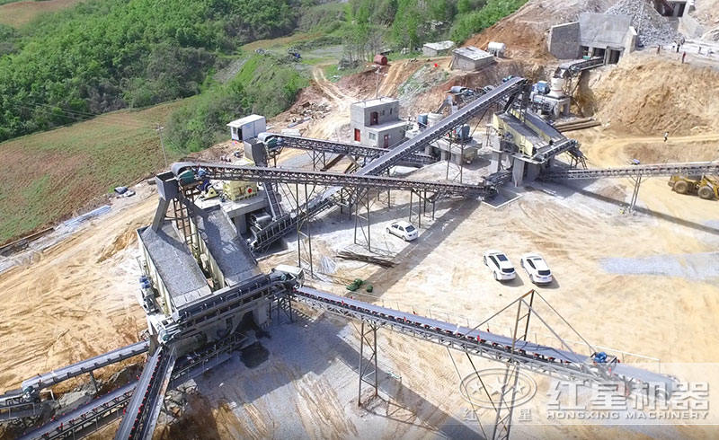 石灰粉碎機(jī)多少錢？附視頻