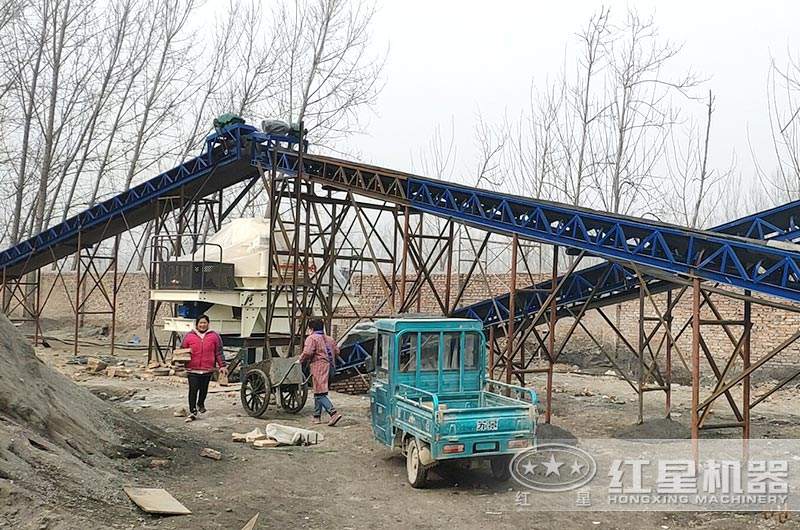 普通制砂機(jī)安裝搭建現(xiàn)場