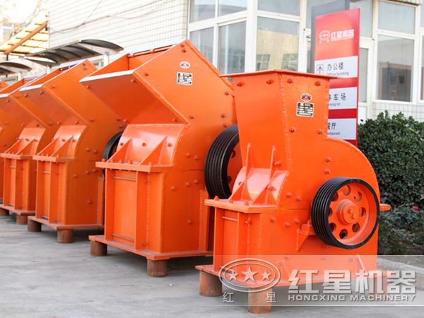 錘破機(jī)與反擊破碎機(jī)哪個(gè)更適用于二段破碎？